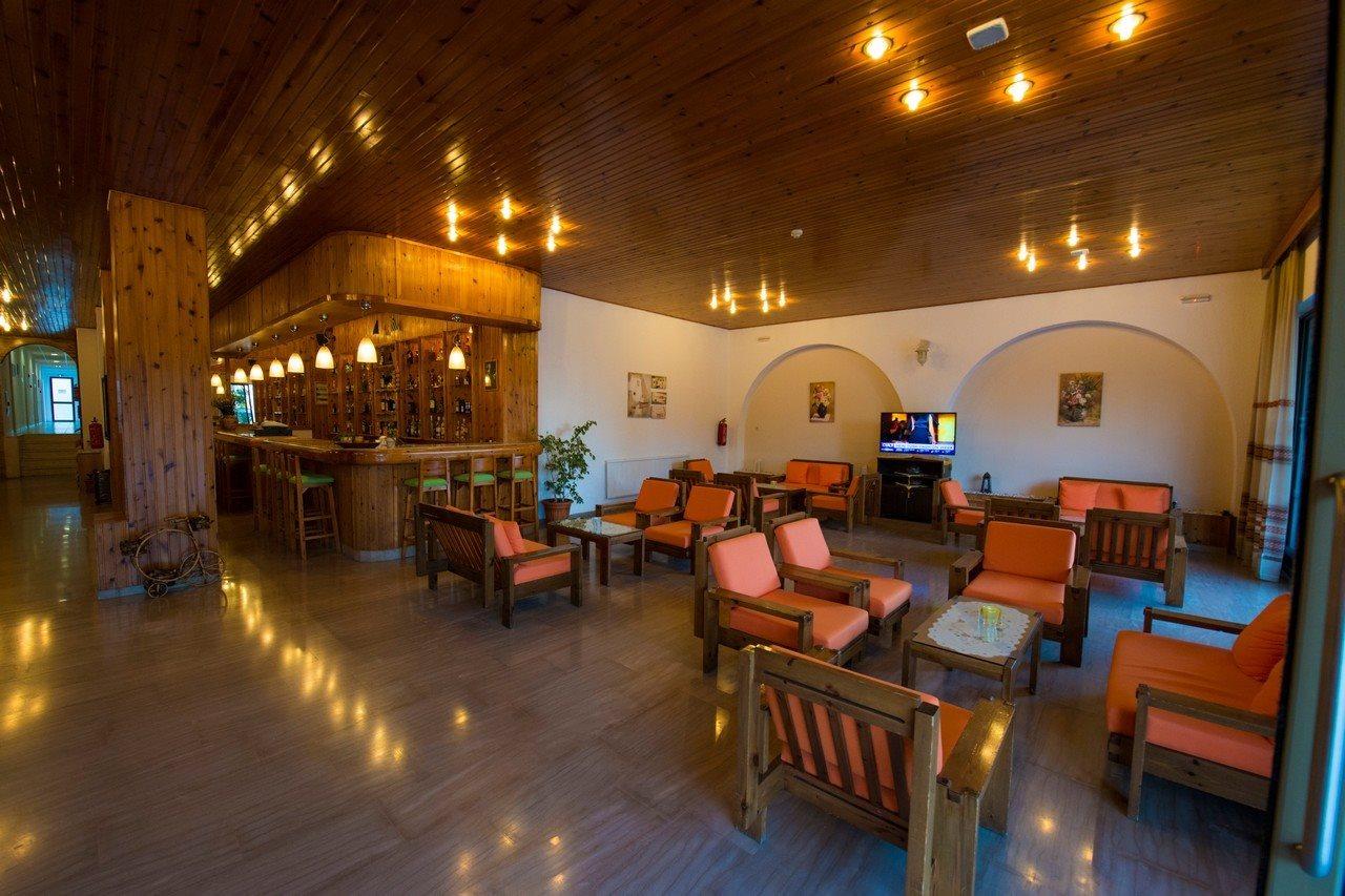International Hotel 科斯镇 外观 照片