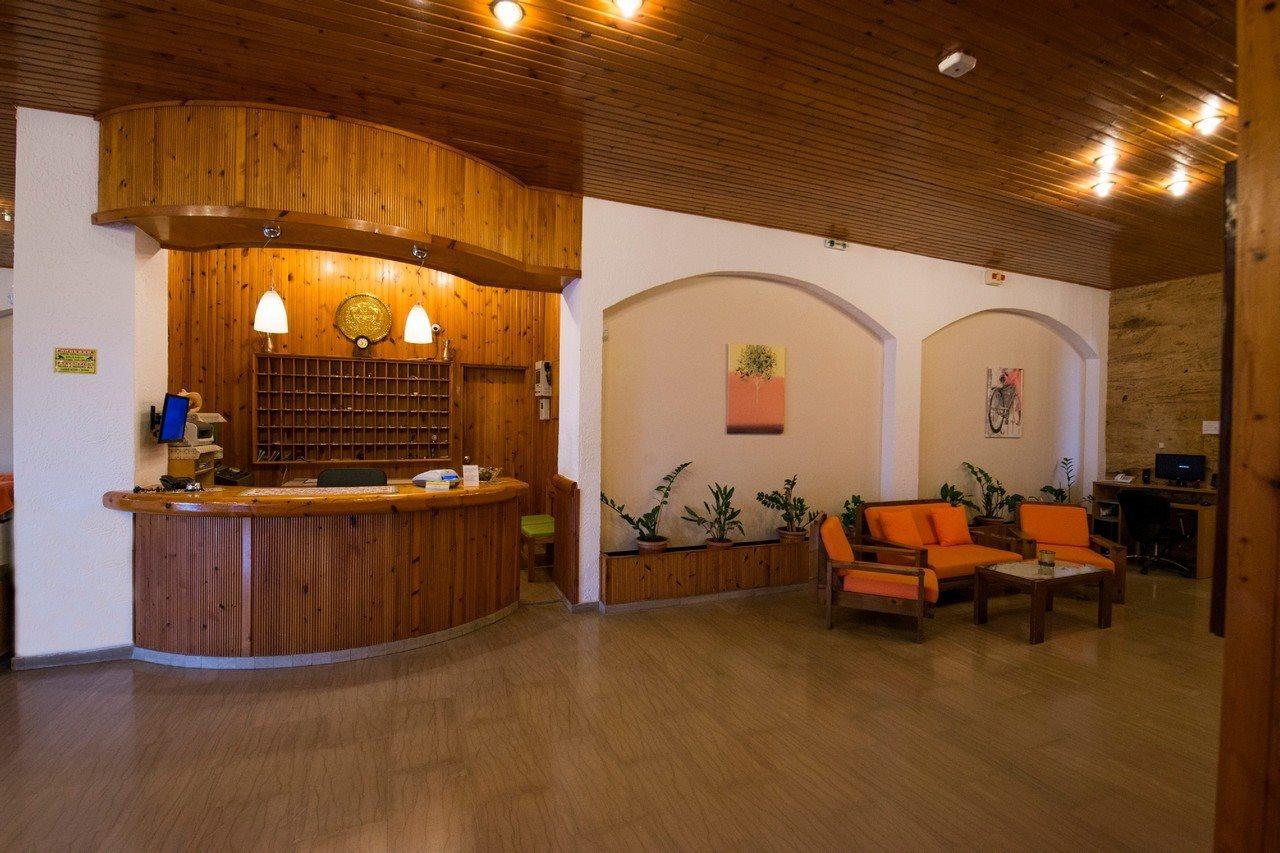 International Hotel 科斯镇 外观 照片